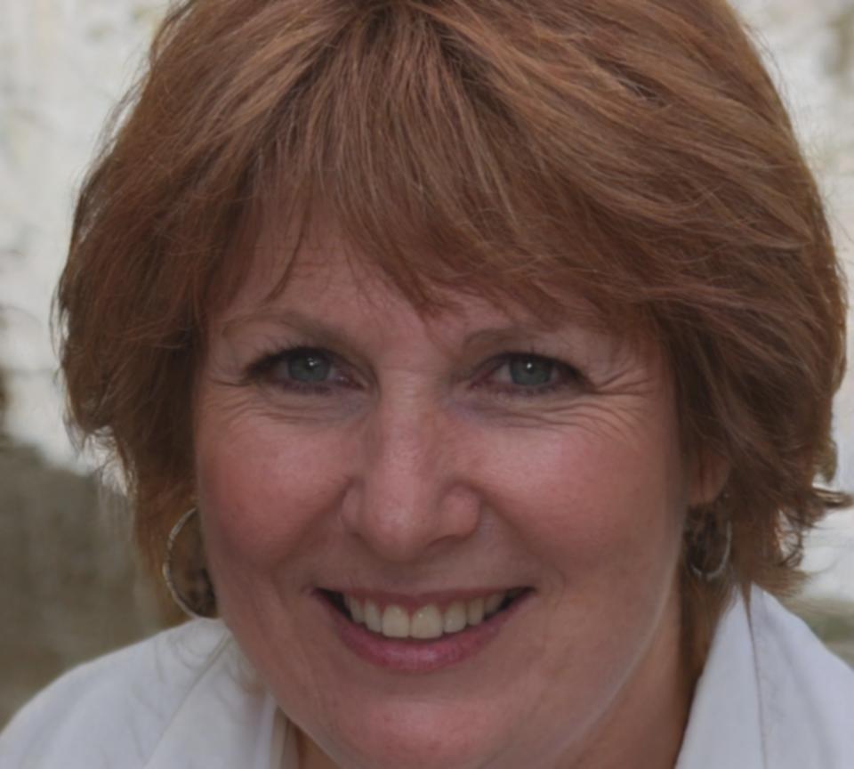 Amara Vidal, Directora de Estrategia Financiera